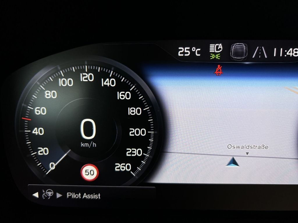 Volvo XC40 T5 R-Design Expression Recharge ACC BLIS