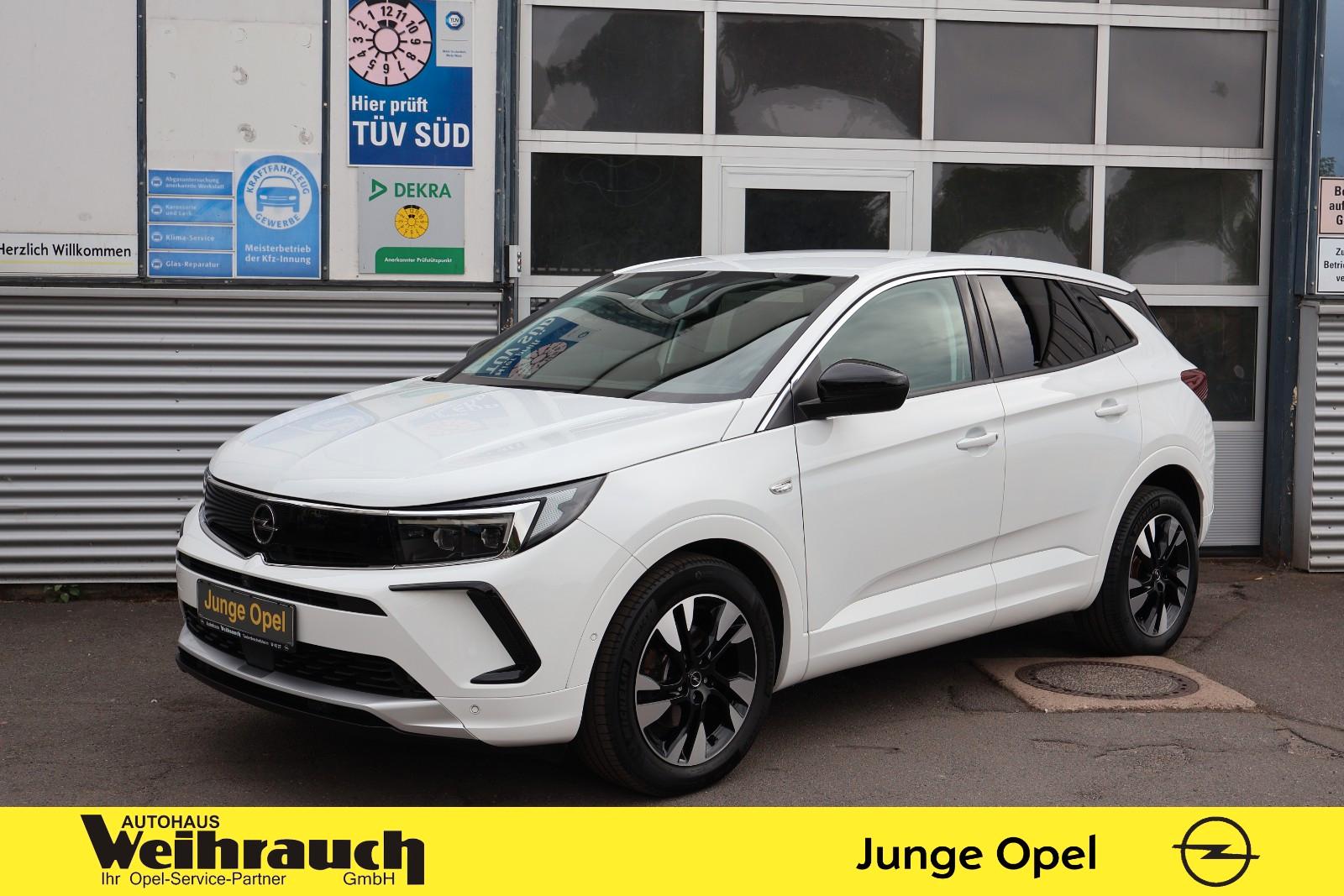 Opel Grandland 1.5 Diesel AT8 Elegance+Night Vision+