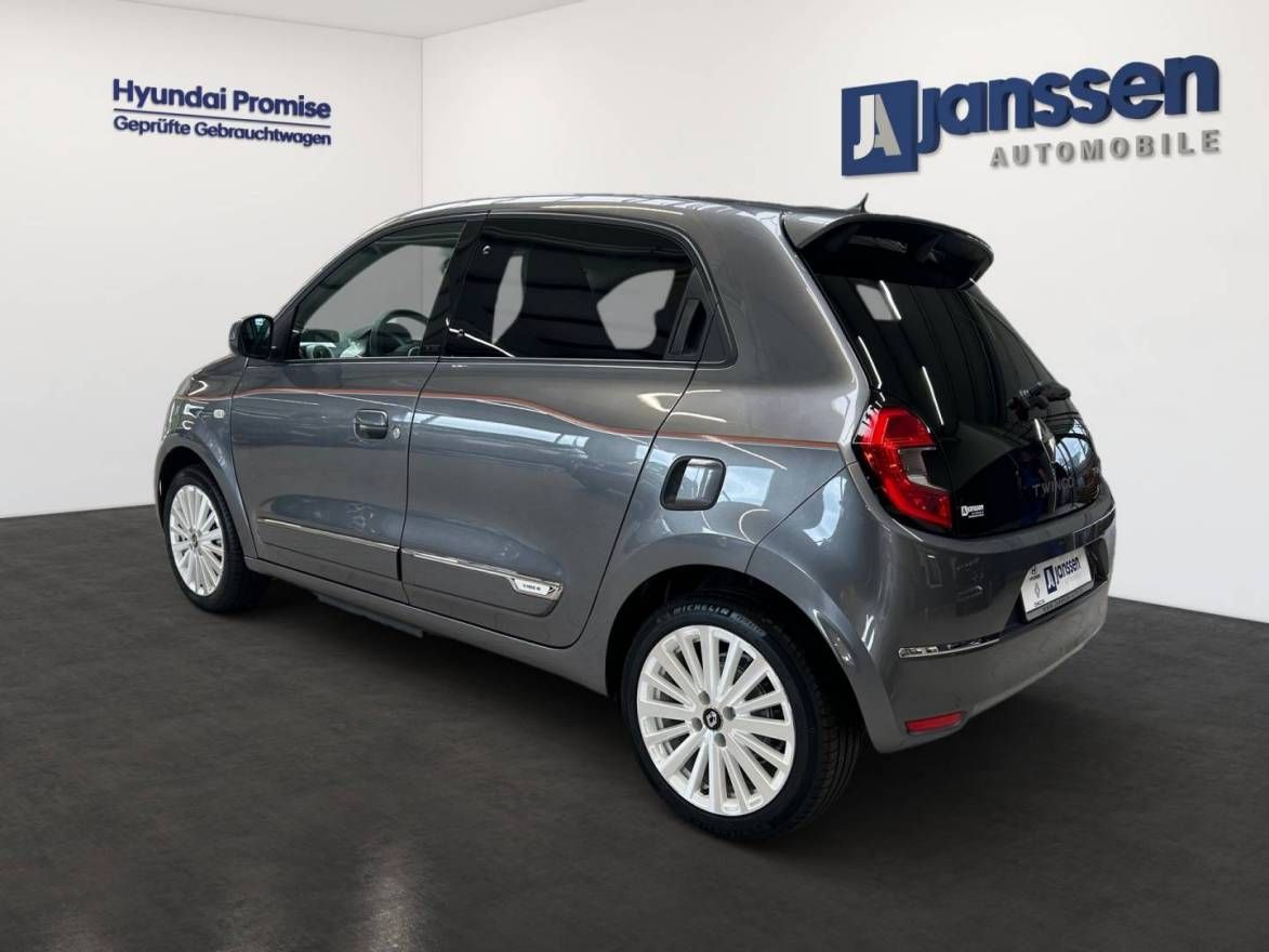 Fahrzeugabbildung Renault TWINGO E-TECH 100% el. VIBES