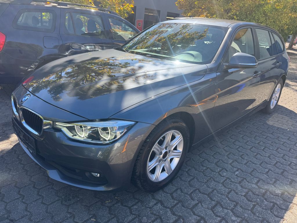 Image of BMW 320