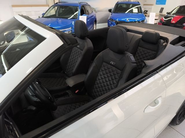 Fahrzeugabbildung Volkswagen T-Roc Cabriolet 1.5 TSI DSG R-Line LEDER LED ACC