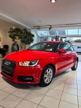 Audi A1 Navi PDC Sitzheiz Klimaauto 8xBereift - Audi A1 8X Gebrauchtwagen