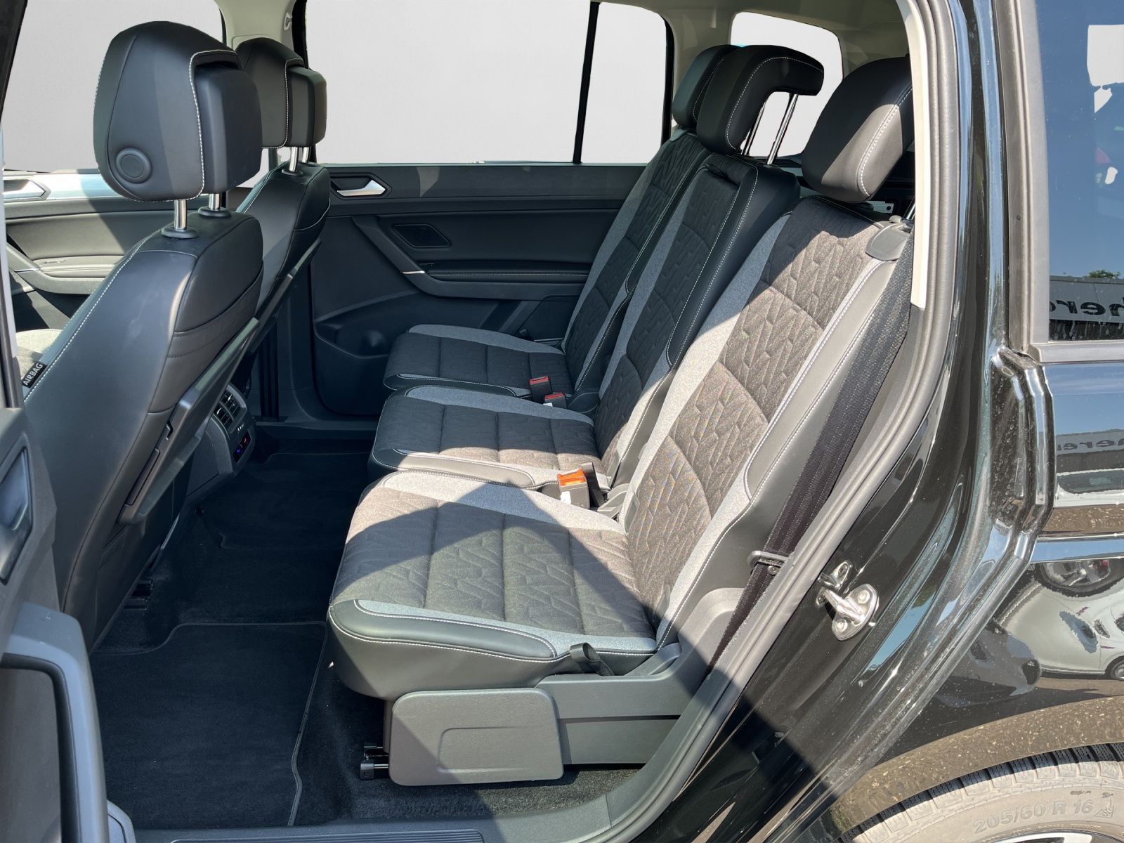 Volkswagen Touran - Bild 14