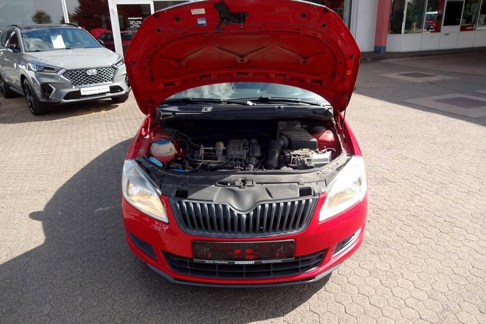 Skoda Fabia 2012 — photo 10