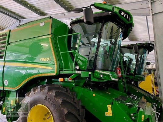 John Deere T 560 i