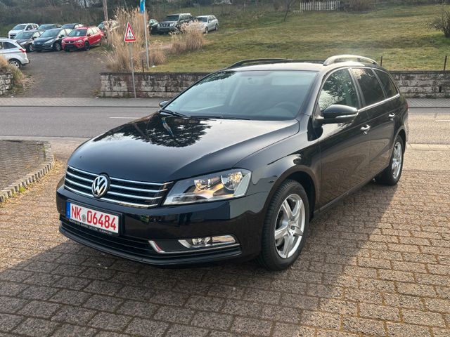 Volkswagen Passat Variant *TÜV NEU