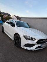 Mercedes-Benz Mercedes Benz 200d Shooting Brake AMG LINE - Mercedes-Benz 200: S200
