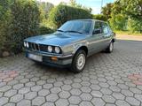 BMW 318i E30 von 1987 Liebhaberfahrzeug - BMW 318 aus 1987