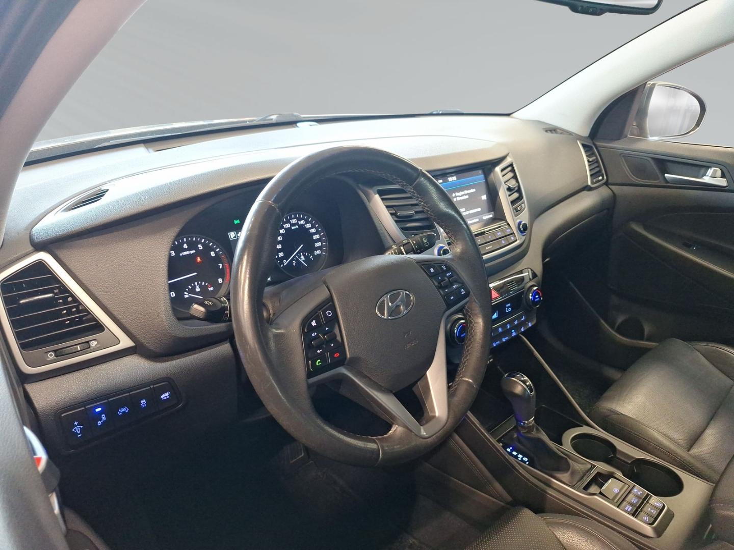 Hyundai Tucson 1.6T 4WD DCT PREMIUM Leder Navi Sich.-P.