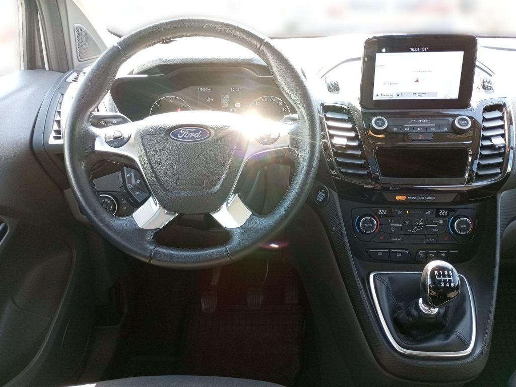 Fahrzeugabbildung Ford Grand Tourneo Connect 1.5 TDCI Titanium 7-Sitzer