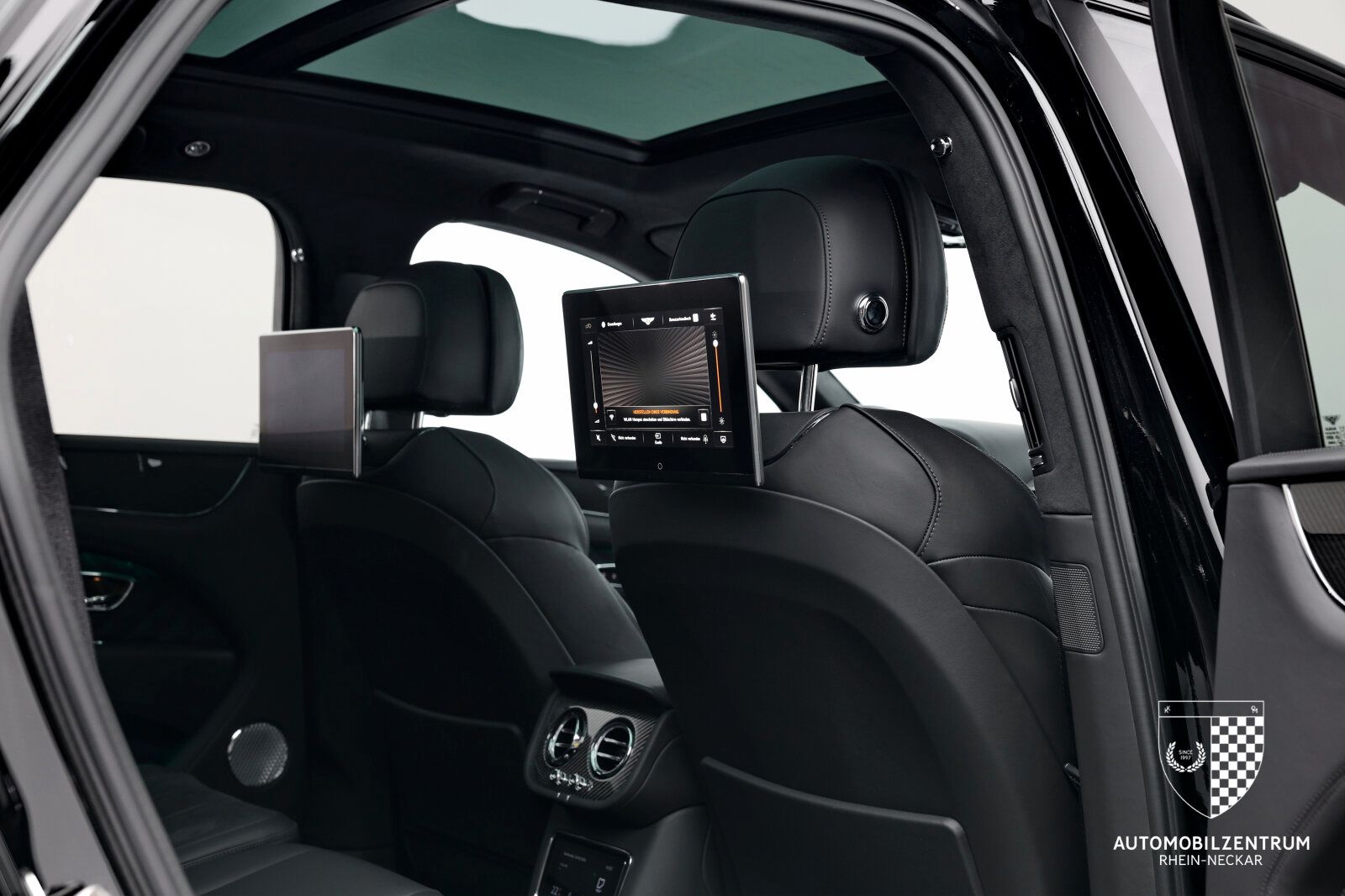 Bentley Bentayga - Bild 26