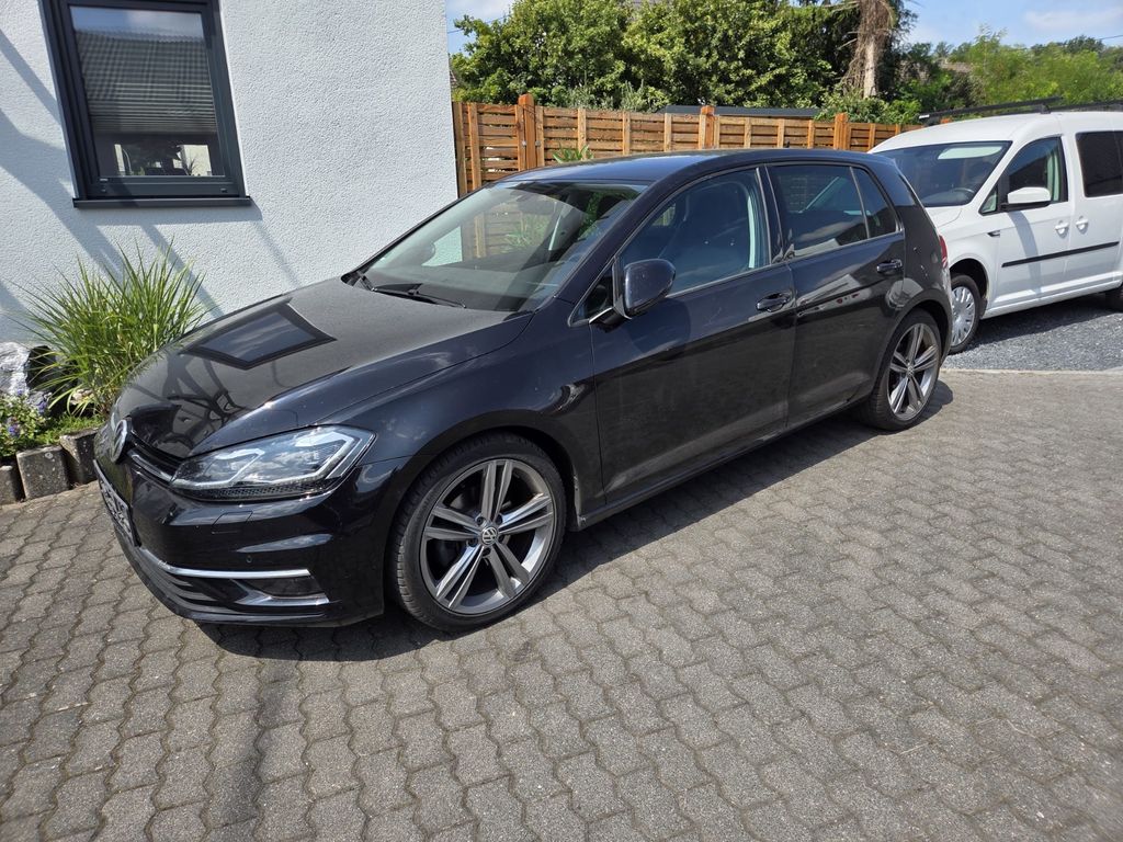 Image of Volkswagen Golf