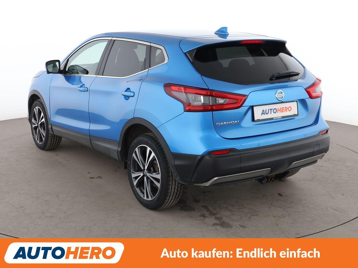 Nissan Qashqai 1.3 DIG-T N-Connecta Aut*NAVI*LED*TEMPO*