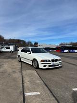 BMW 525i A -  Apple CarPlay - TÜV / Bremsen NEU - gebrauchte BMW 5er Reihe aus dem Jahr 2001