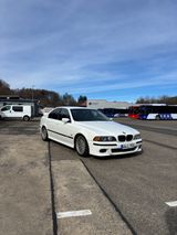 BMW 525i A -  Apple CarPlay - TÜV / Bremsen NEU - BMW 525 aus 2001: 525i