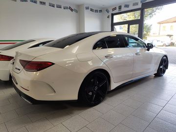 Mercedes CLS 300 - 4