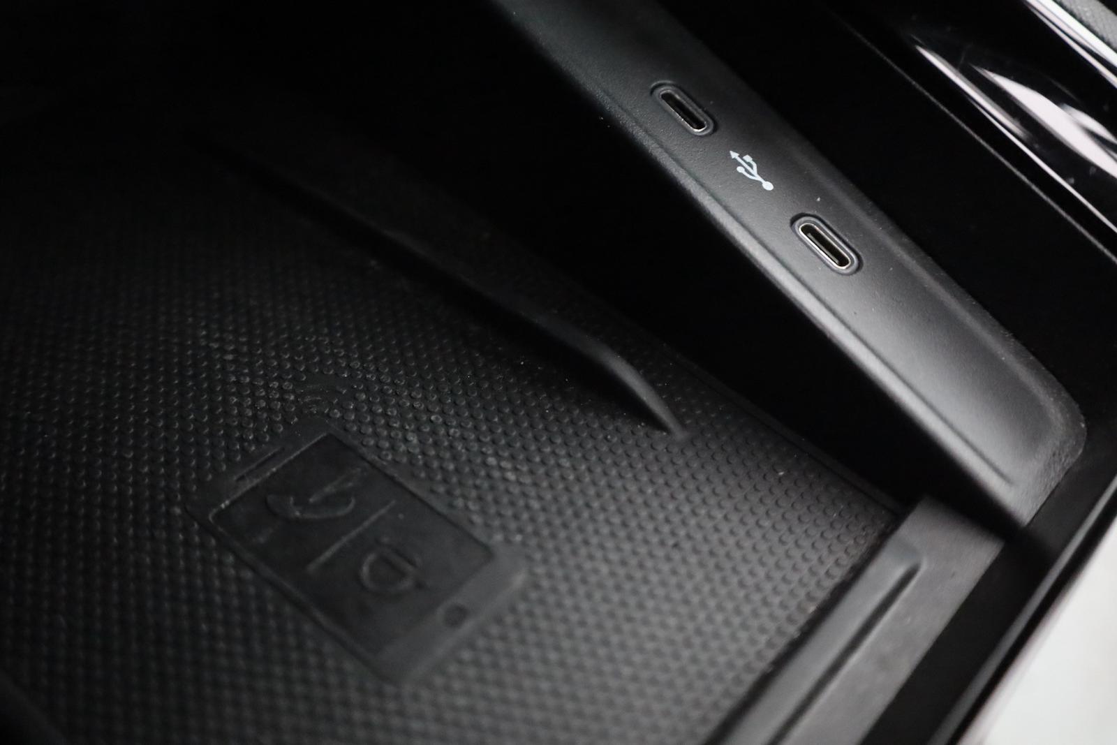 Skoda Kamiq 1.0 TSI DSG Monte Carlo LED SmartLink DAB