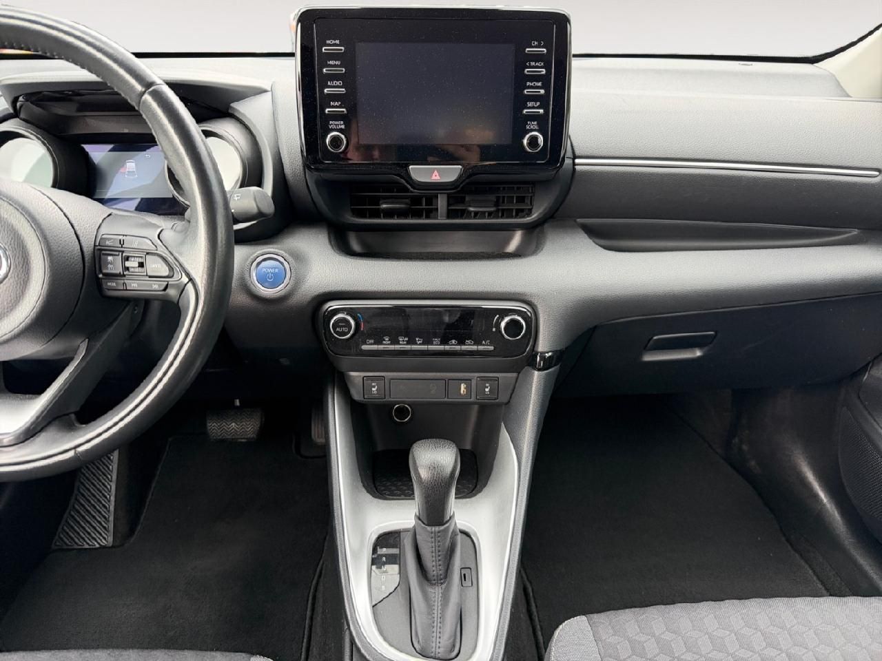 Fahrzeugabbildung Toyota Yaris Hybrid Club