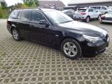 BMW 520 Baureihe 5 Touring 520d - BMW 520 aus 2009: Kombi