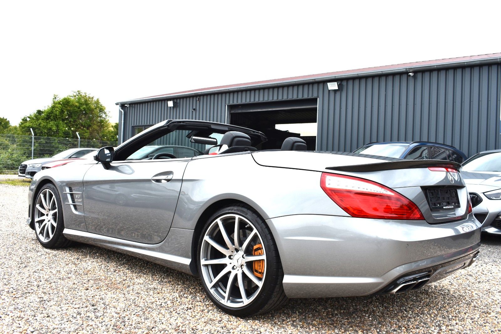 Fahrzeugabbildung Mercedes-Benz SL 63 AMG Carbonp.B&O Keramikbre. Softclose Gara