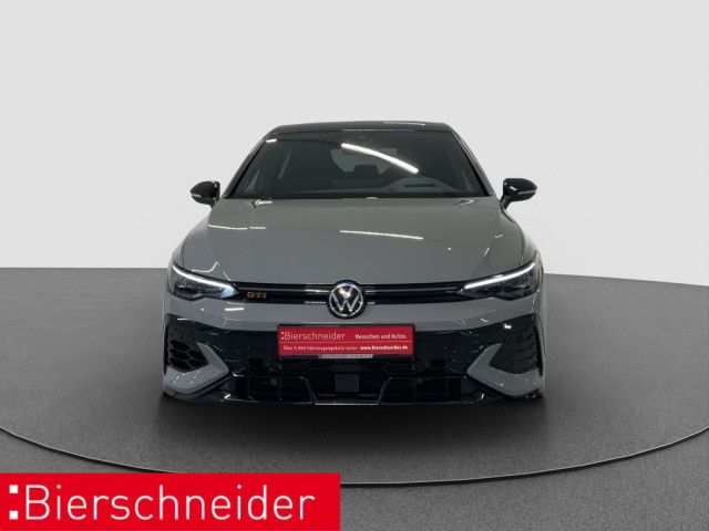 Volkswagen Golf 8 GTI 2.0 TSI DSG Clubsport 19 MATRIX PANO foto 5