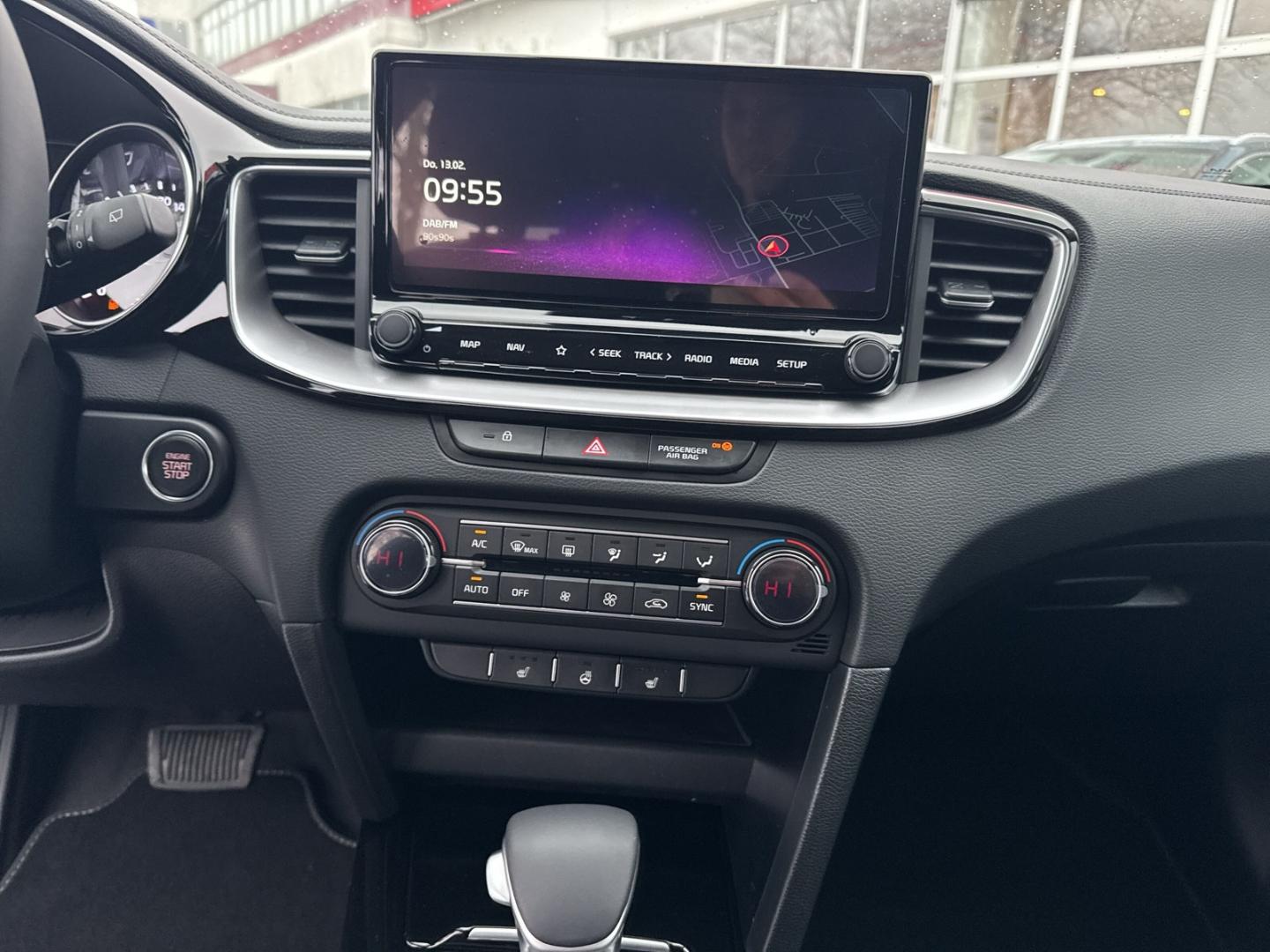 Kia Ceed_sw Ultimate Edition Mild-Hybrid DCT Style-P
