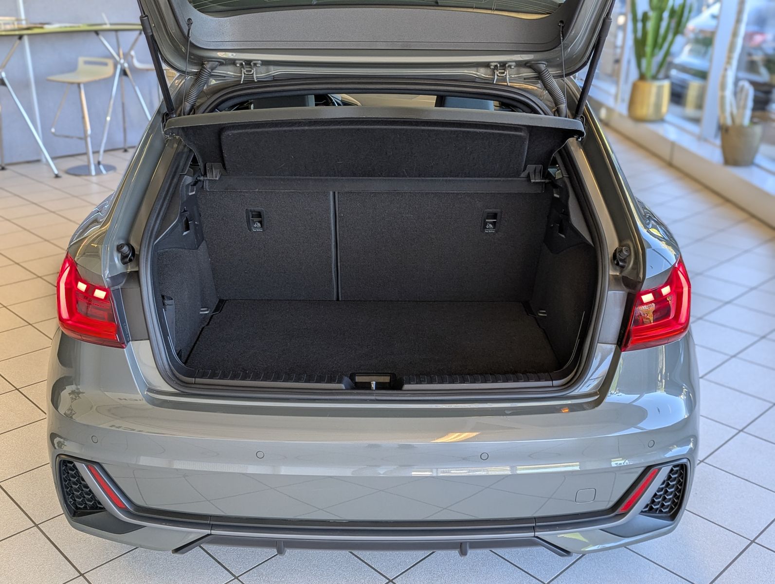 Fahrzeugabbildung Audi A1 Sportback 35 TFSI S-Line Virtual LED Sportsit