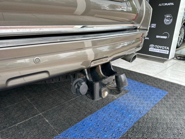 Toyota Land Cruiser  Executive