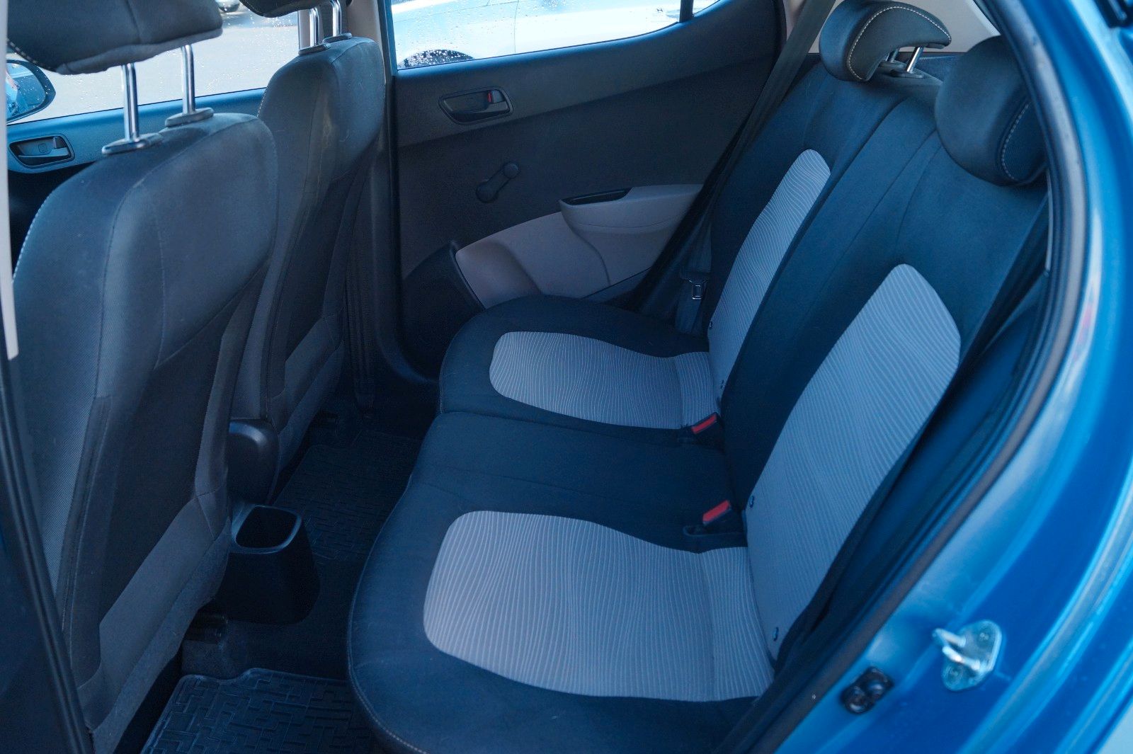 Fahrzeugabbildung Hyundai i10 1.0 blue *TÜ/AU+Insp.+12 Mon. Garantie