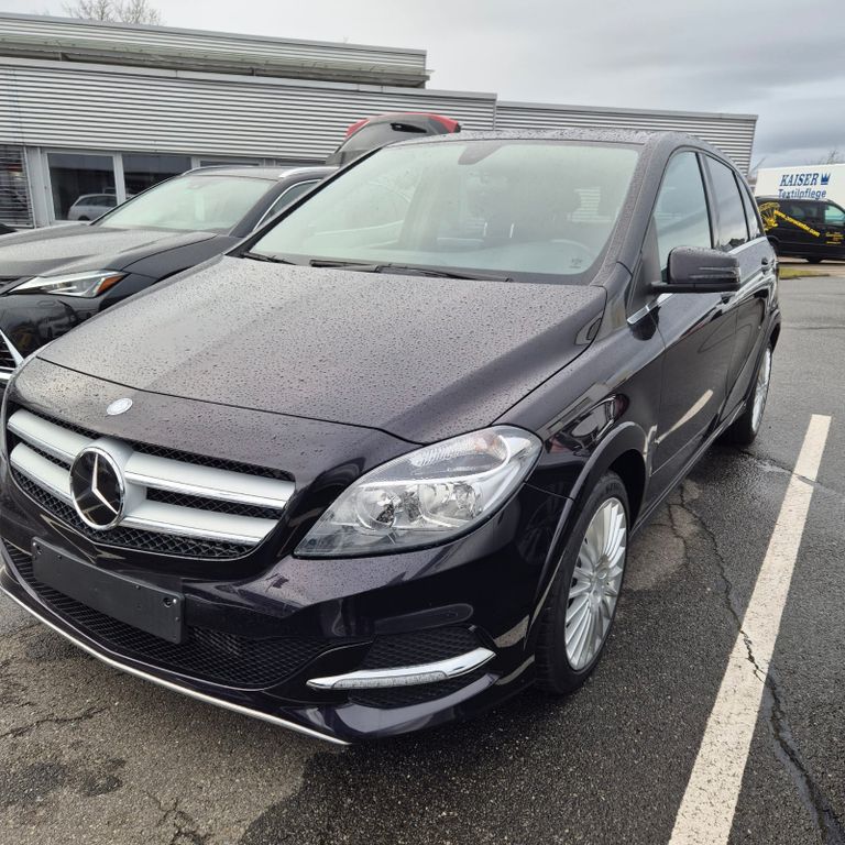 Image of Mercedes-Benz B 200
