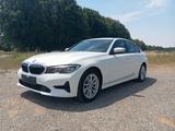 BMW 320d Limousine Advantage Automatik Advantage
