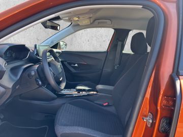 Peugeot 2008 Active e- Elektromotor 136 (e-) +SHZ+PDC