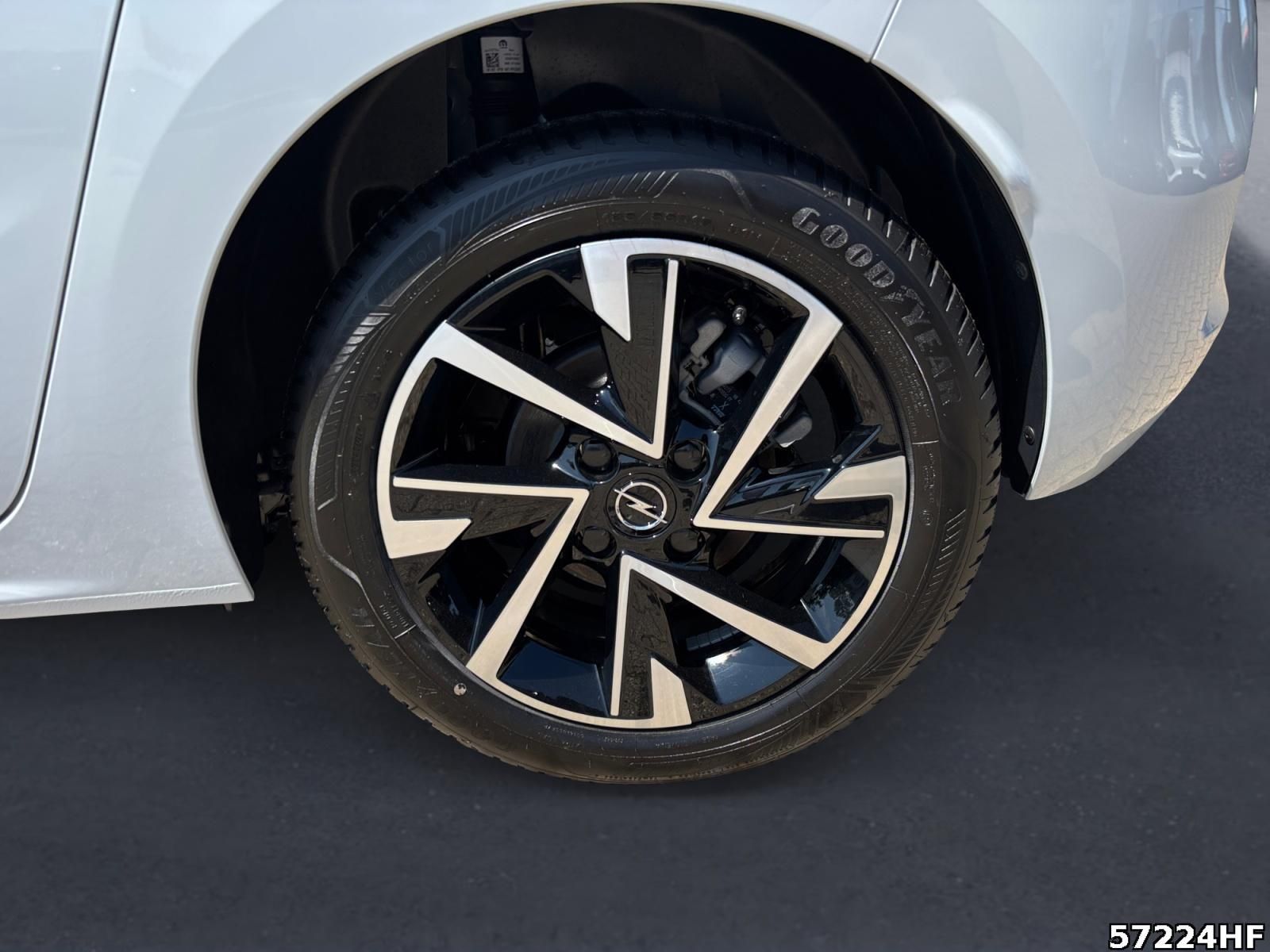 Fahrzeugabbildung Opel Corsa F Edition Hybrid 110 PS AT