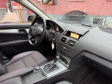 Mercedes C 220 - 11