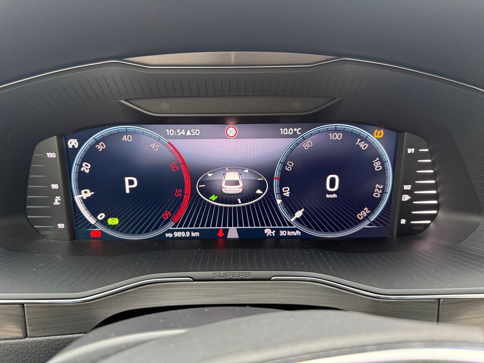 Superb Combi 2,0 TDI DSG Style Matrix Kamera ACC