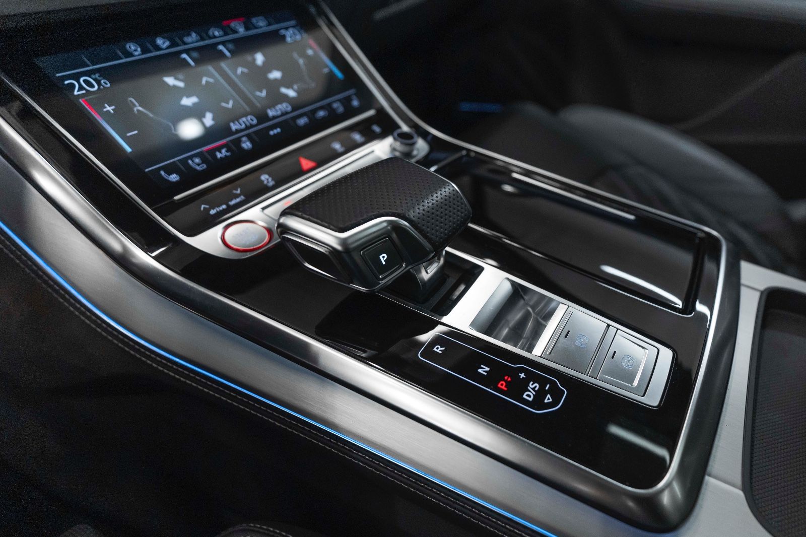 Fahrzeugabbildung Audi SQ7 4.0 TDI quattro HUD LED BOSE 3D MASSAGE LUFT