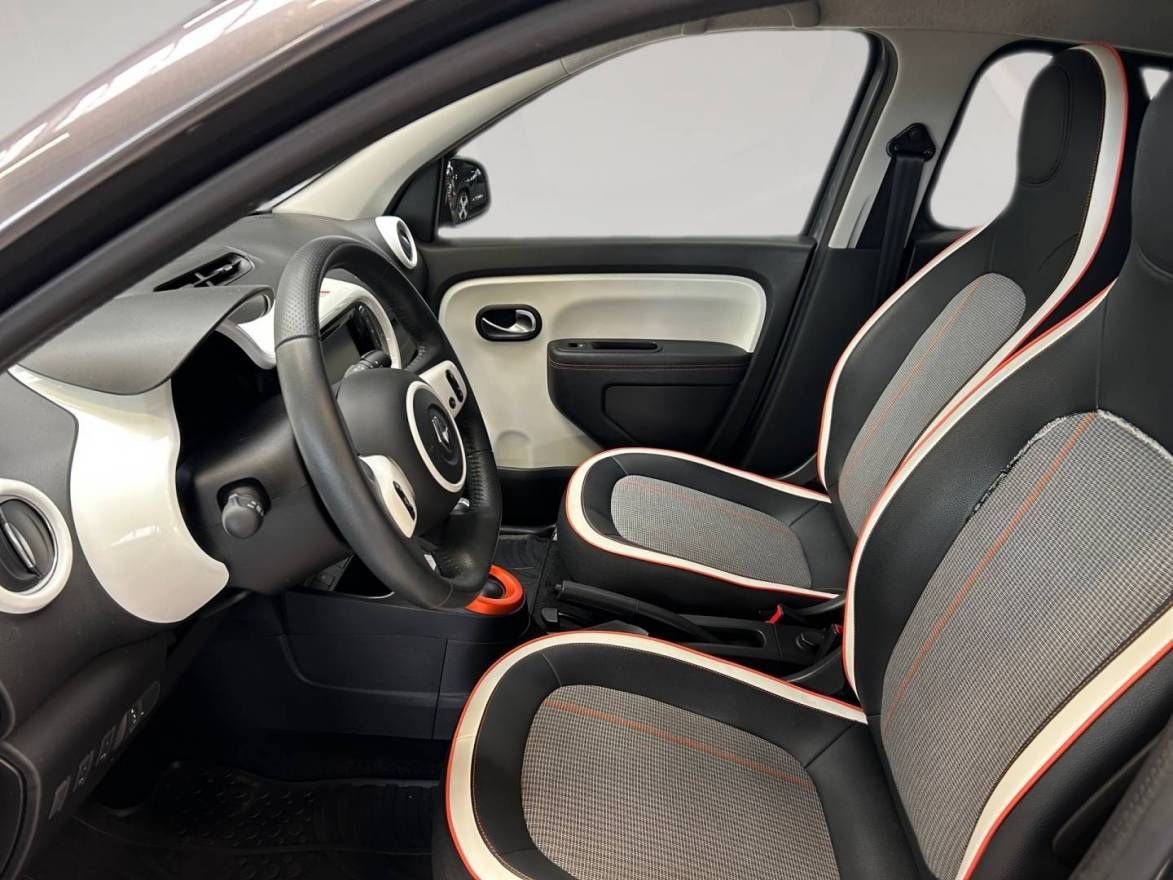 Fahrzeugabbildung Renault TWINGO E-TECH 100% el. VIBES