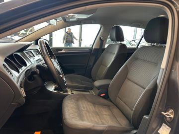 MYAUTOCENTER – Gebraucht- und Jahreswagen mit Werkstattservice in Pfaffenhofen Volkswagen Golf VII Lim. Comfortline BMT *Klima*TÜV*