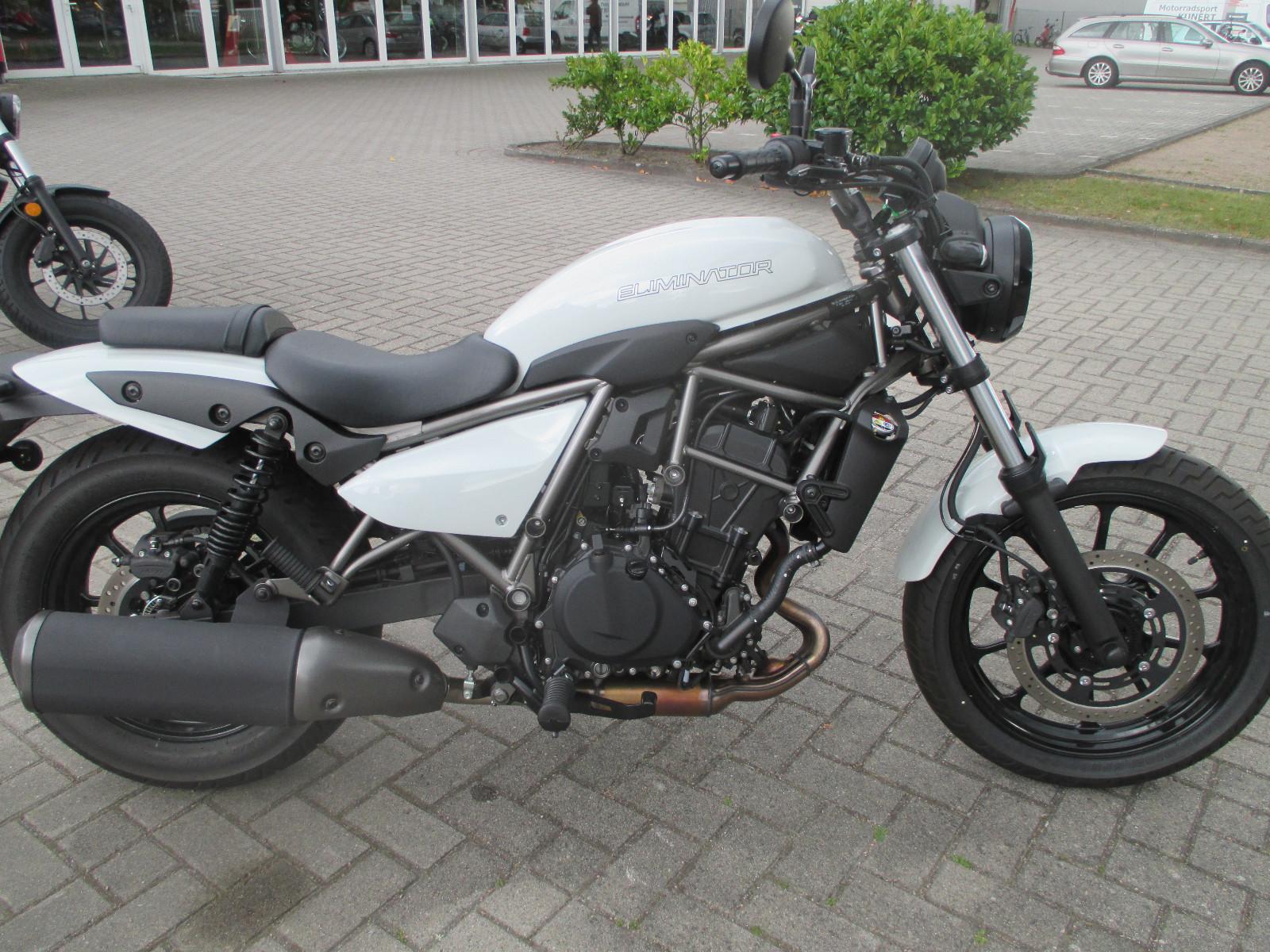 Kawasaki Eliminator 500