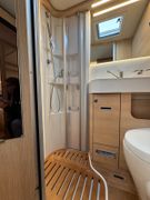 HYMER-ERIBA B MCT 550-LED-Distronic-Sat-1.Hd.Zul GG 3500 kg