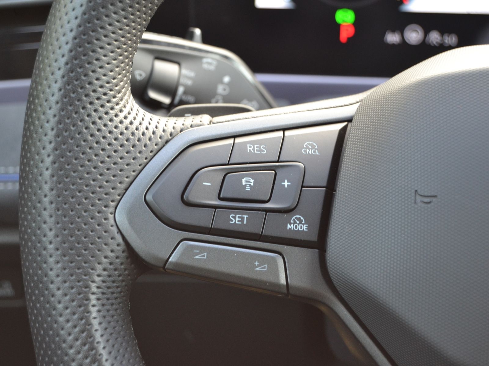 Passat Variant 2.0 TDI 193 PS 4M DSG R-Line Sign