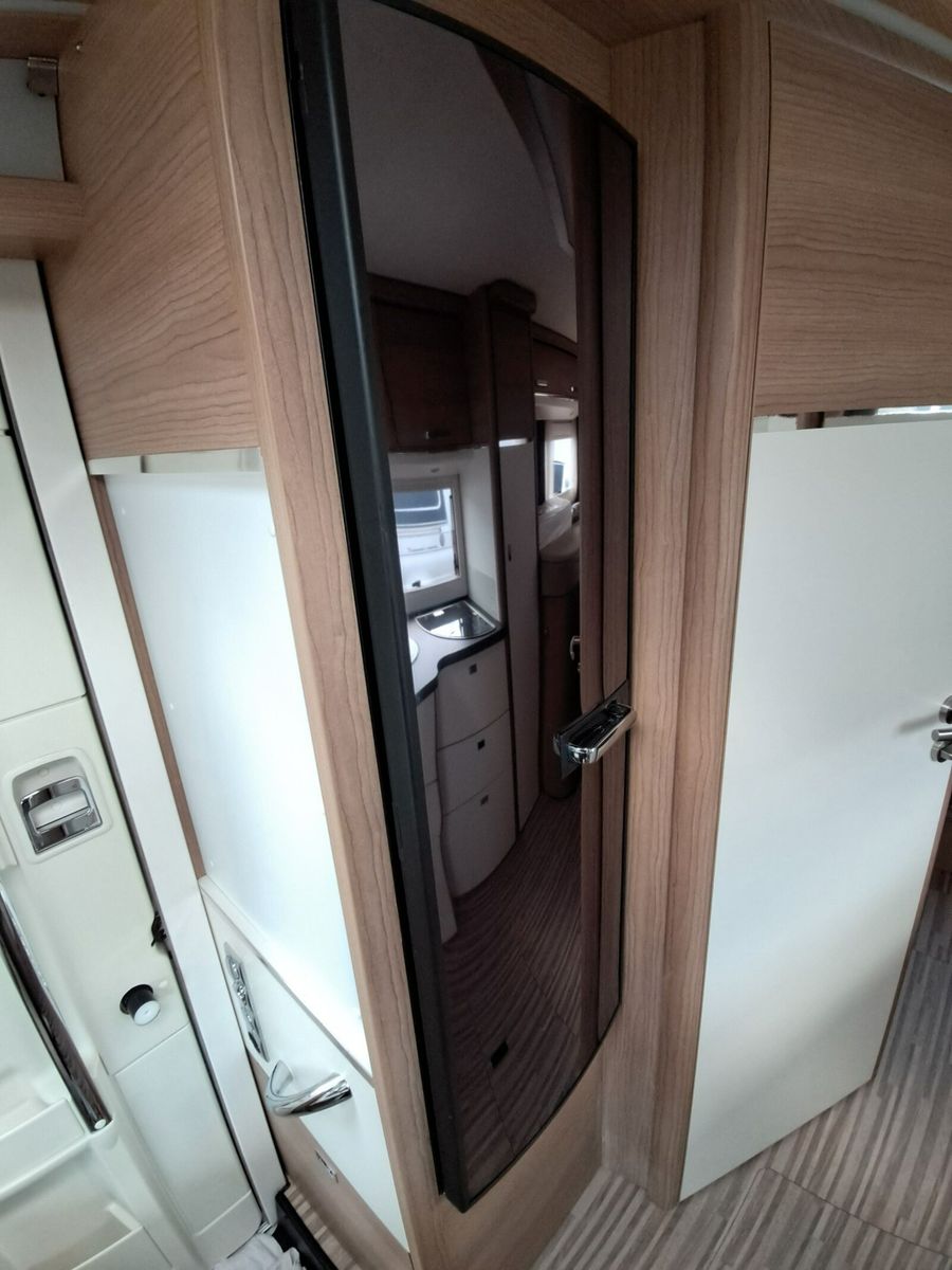 Fahrzeugabbildung Malibu T 460 LE Klimaautomatik, Radio DAB