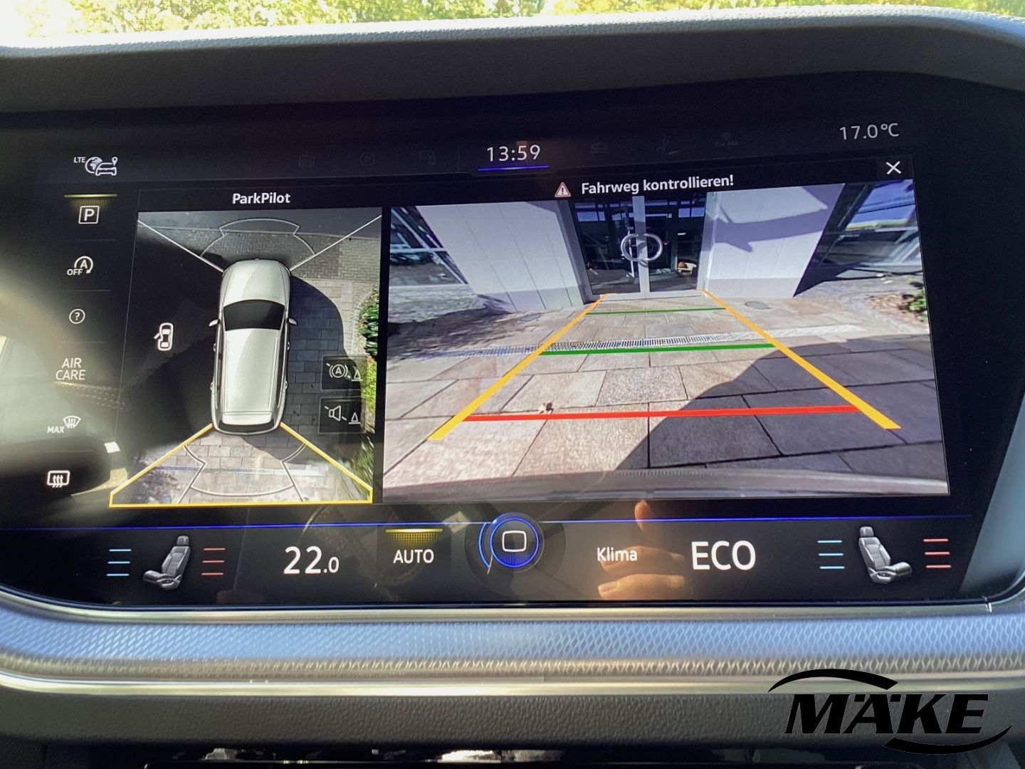 Touareg R-Line 3.0 TDI DSG 4m PD LUFTFED LEDER