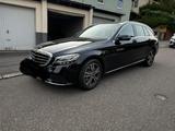 Mercedes-Benz C 220 d T Autom. - - Mercedes-Benz C 220 Gebrauchtwagen in Stuttgart
