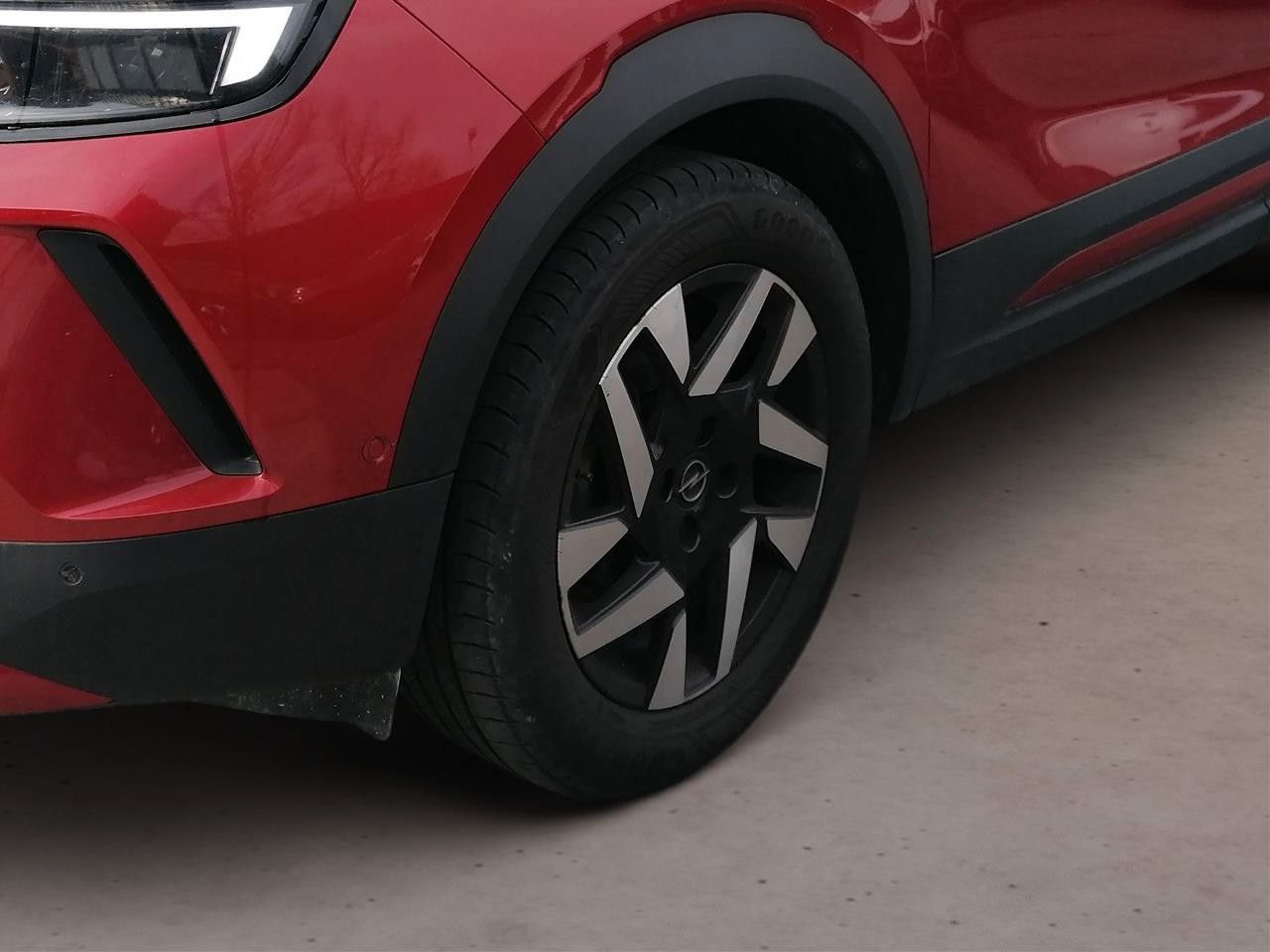 Fahrzeugabbildung Opel Mokka 1.2T ELEGANCE NAVI/LED/KAMERA/SH/SPORT/DAB
