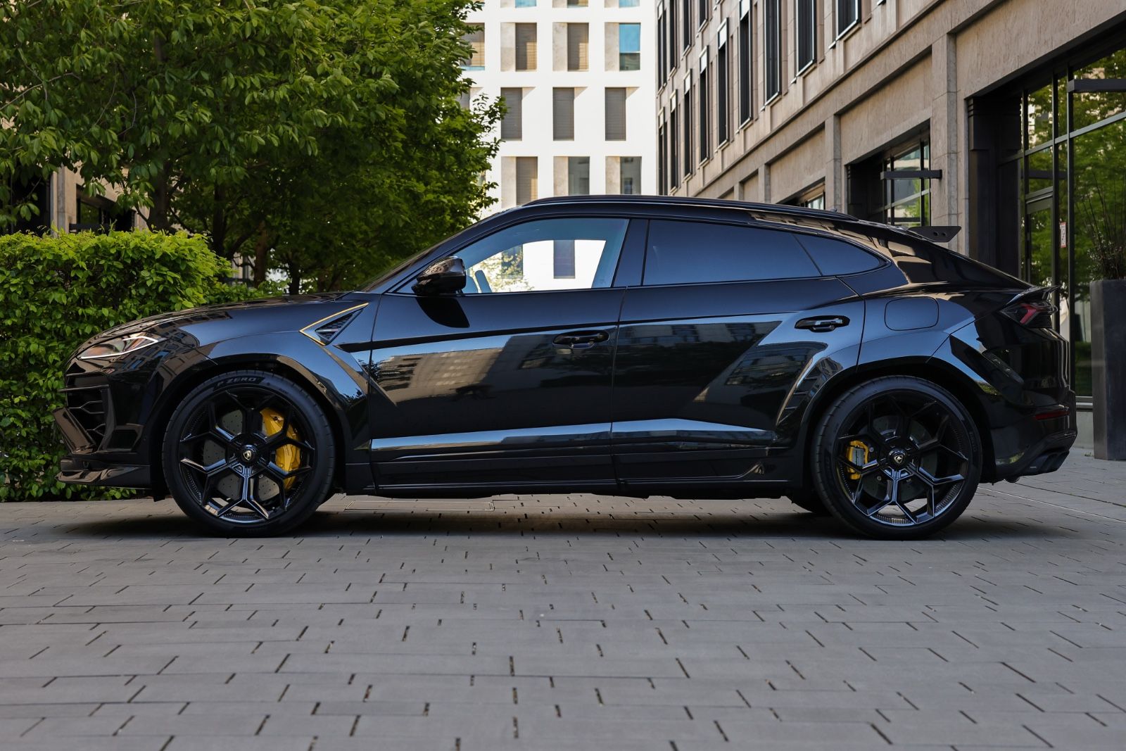 Lamborghini Urus 4.0 V8 SE | NOVITEC ESTESO | CARBON imagem 2