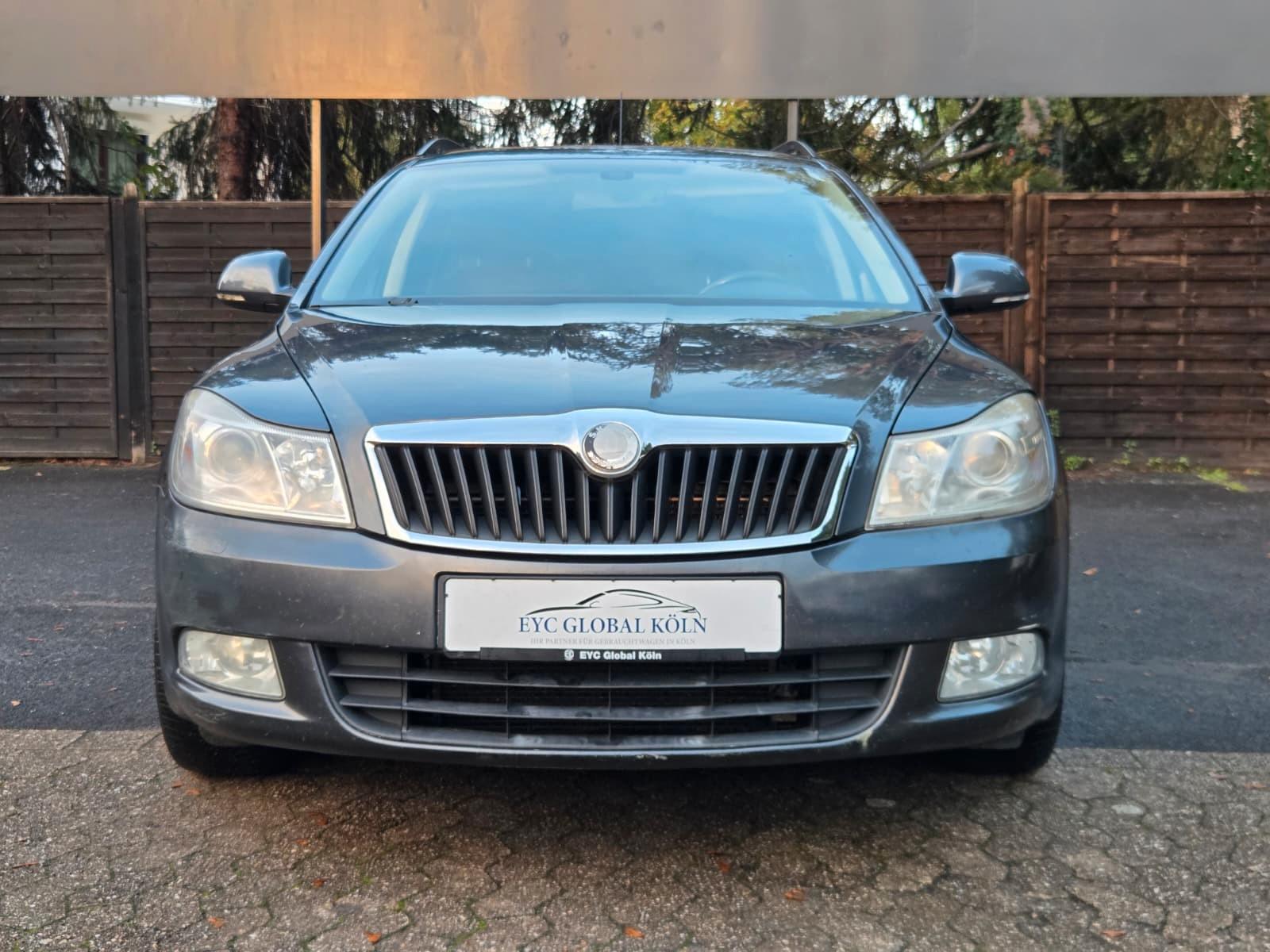 Skoda Octavia 2010 — photo 8