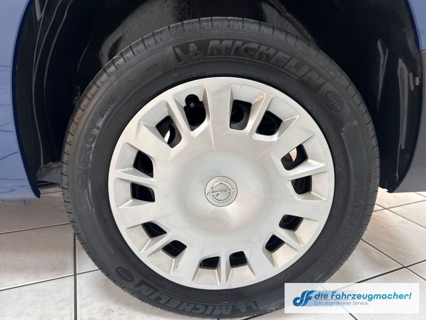 Fahrzeugabbildung Opel Combo E Cargo Maxi Edition L2 XL 1.5D Klima EU6d