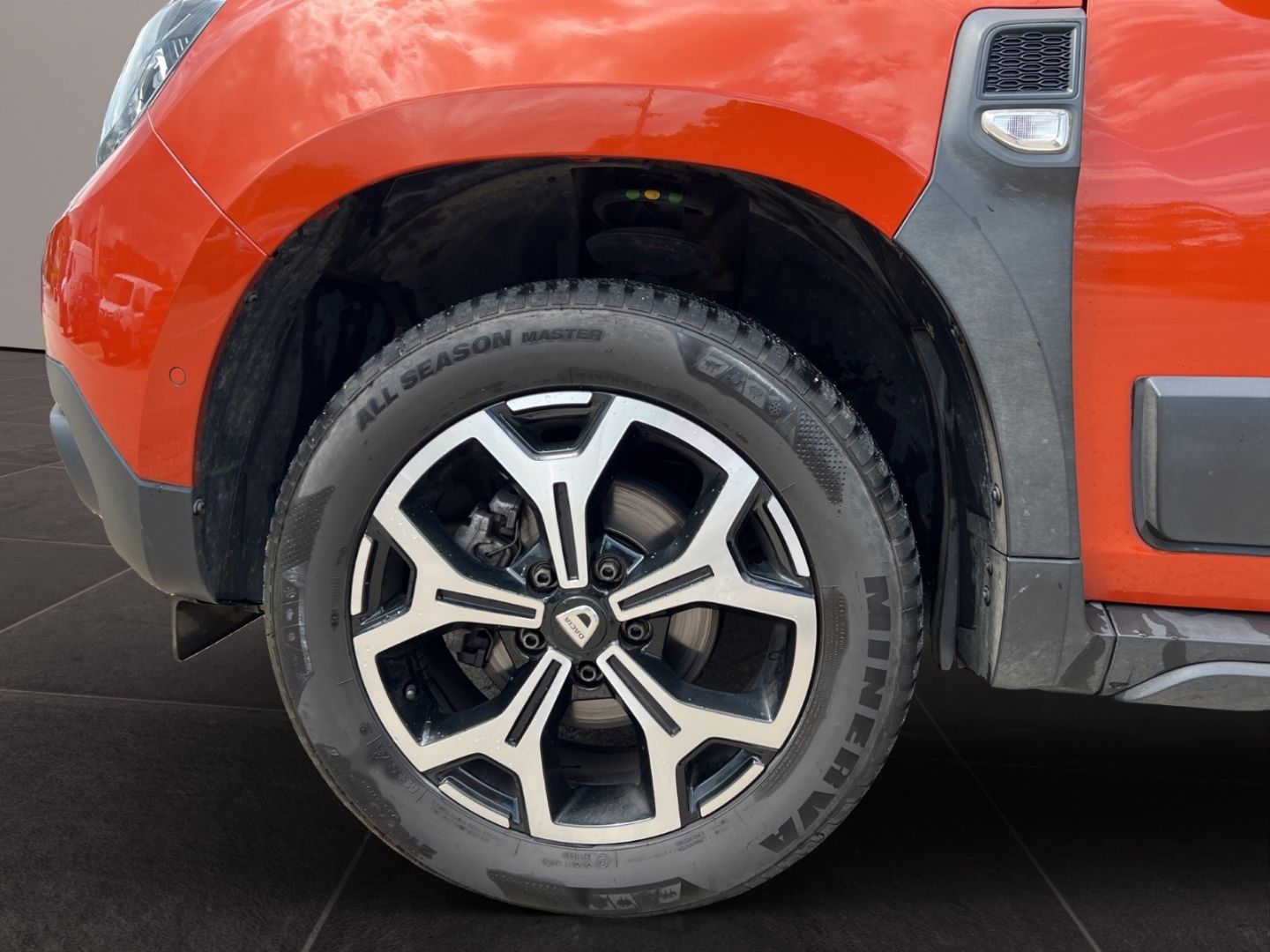 Fahrzeugabbildung Dacia Duster II Prestige+ 1.5 BLUE dCi 115 AHK Navi 36
