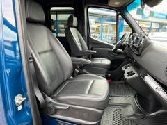 MERCEDES-BENZ Sprinter III Pritsche 214 CDI DoKa*LED*Navi*AHK